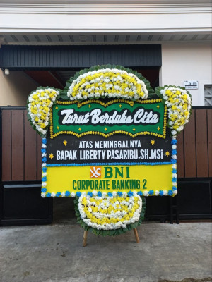 Papan Bunga Duka di Caringin Wetan